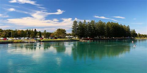 Lake Illawarra Foreshore Walk
