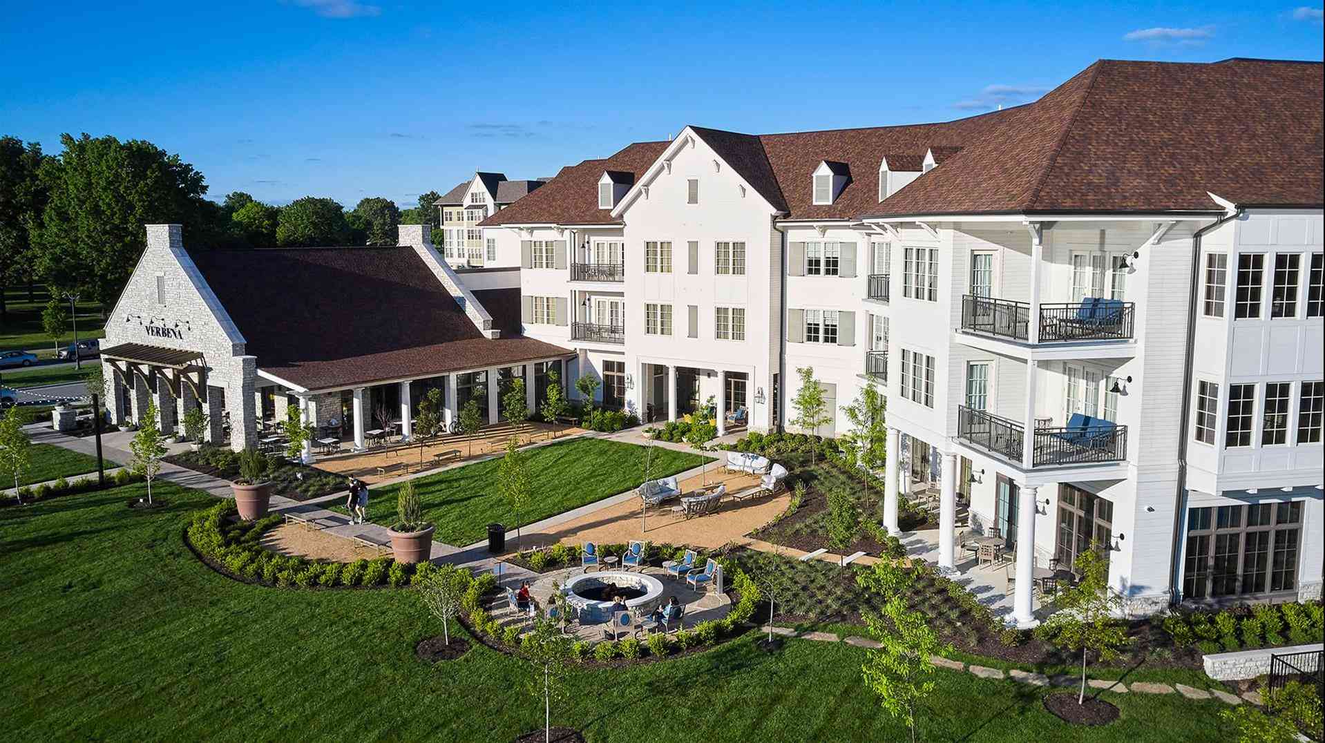 The Inn at Meadowbrook в Prairie Village, KS