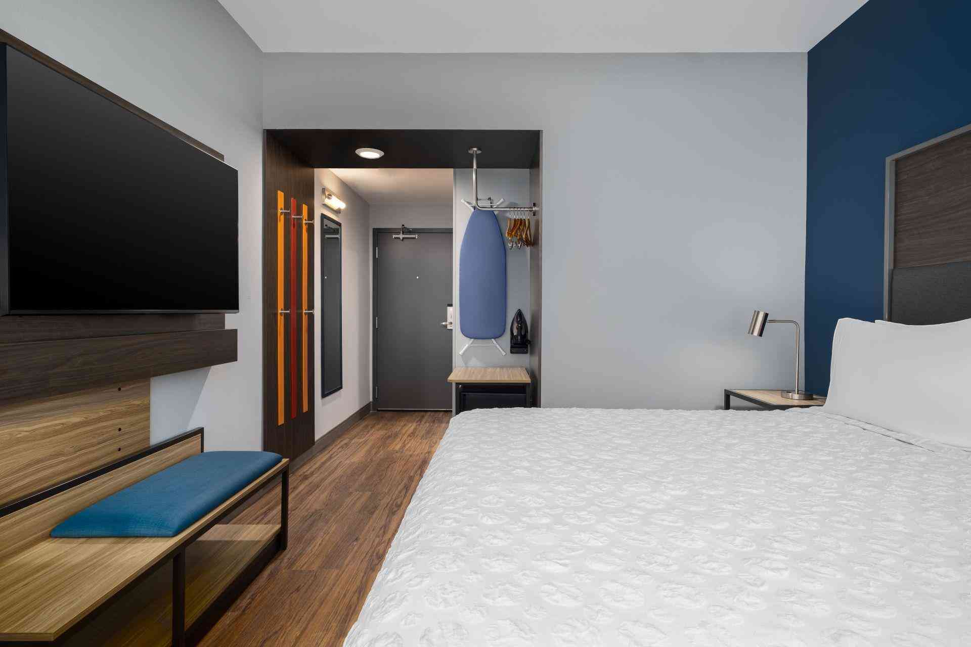 Tru by Hilton Phoenix Midtown в Phoenix, AZ