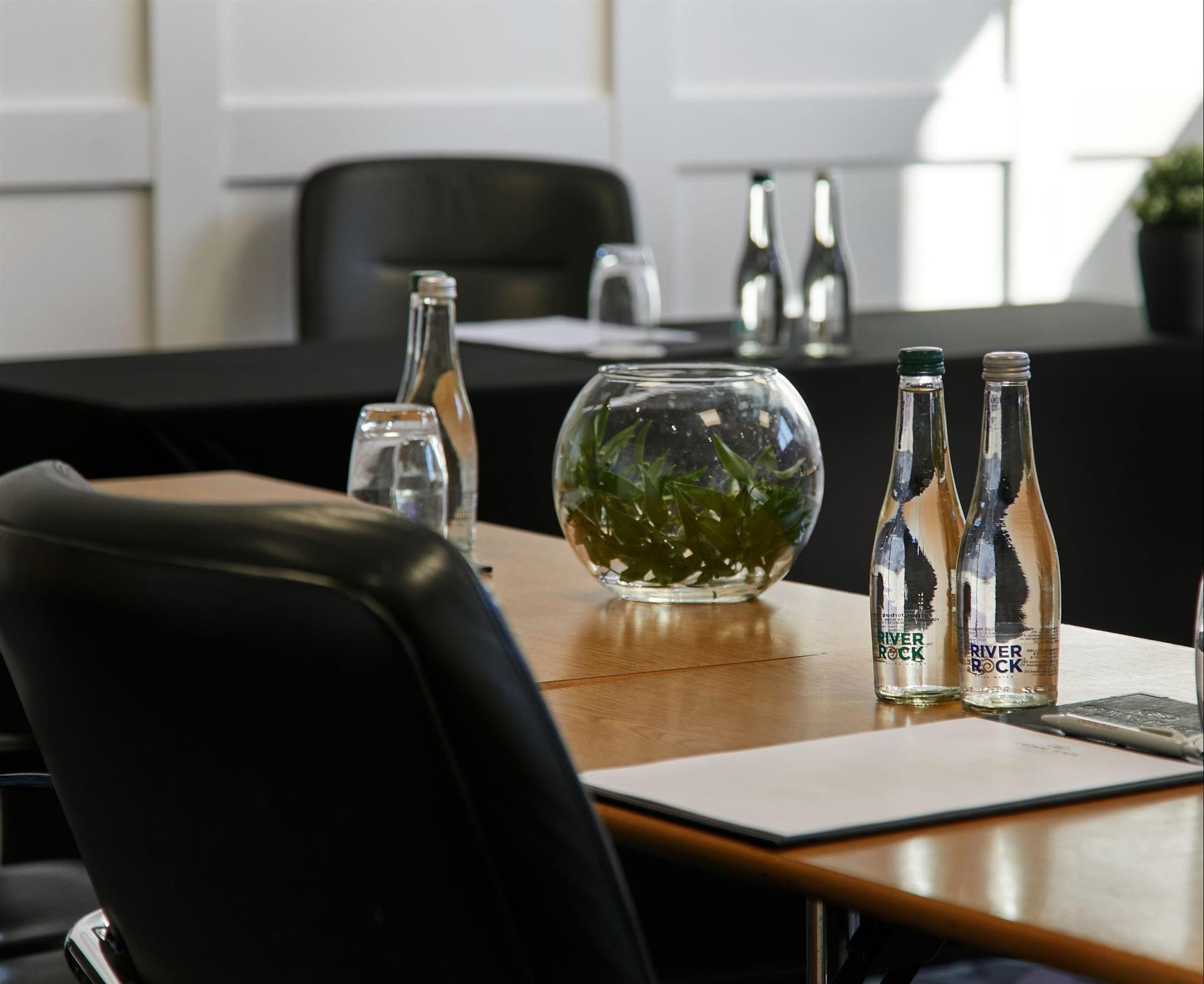 Изображение помещения для встречи