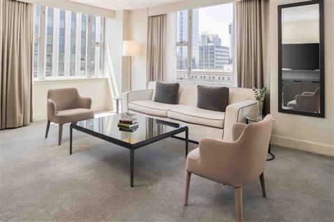 The Benson Portland, Curio Collection by Hilton i Portland, OR