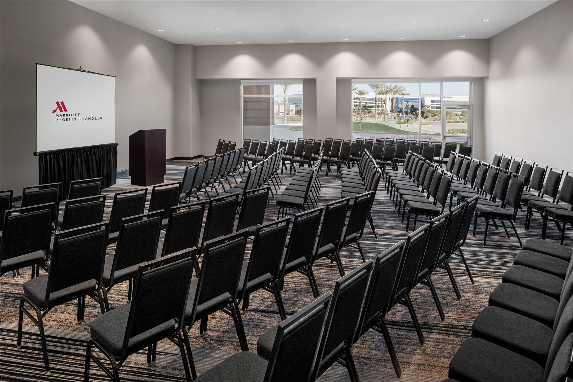 Изображение помещения для встречи