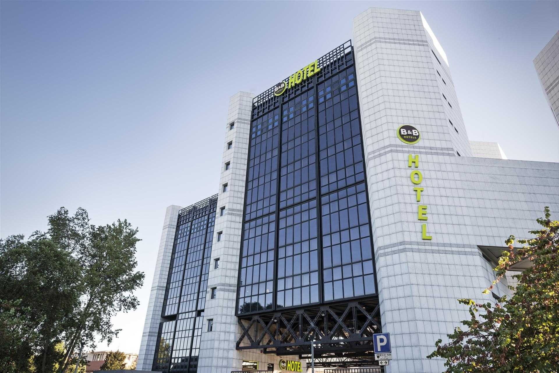 B&B Hotel Milano Cenisio Garibaldi, Milan, IT