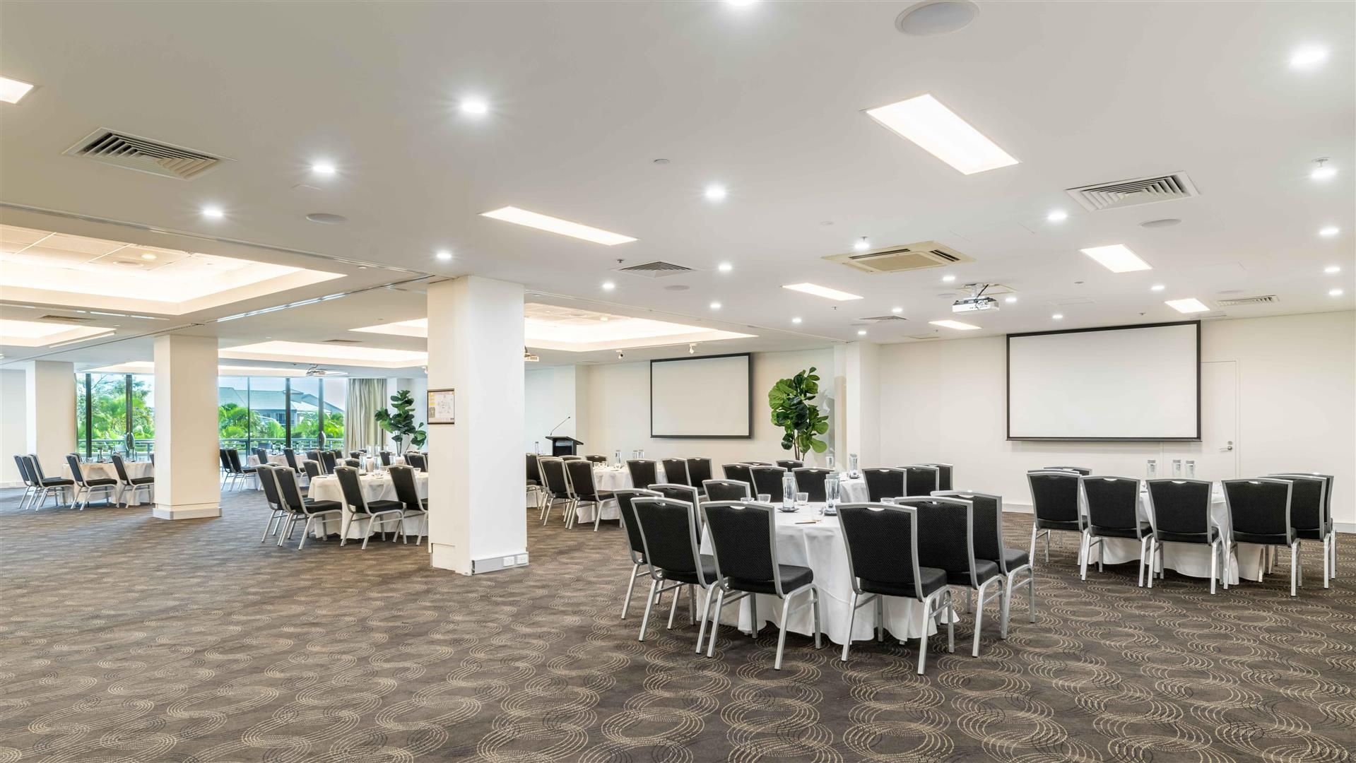 รูปสถานที่จัดงาน