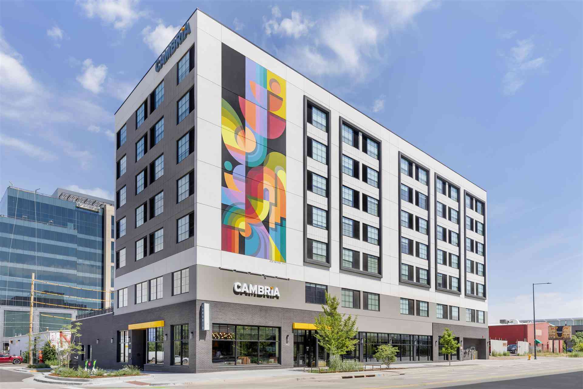 Cambria Hotel Denver Downtown RiNo -12% Commission em Denver, CO