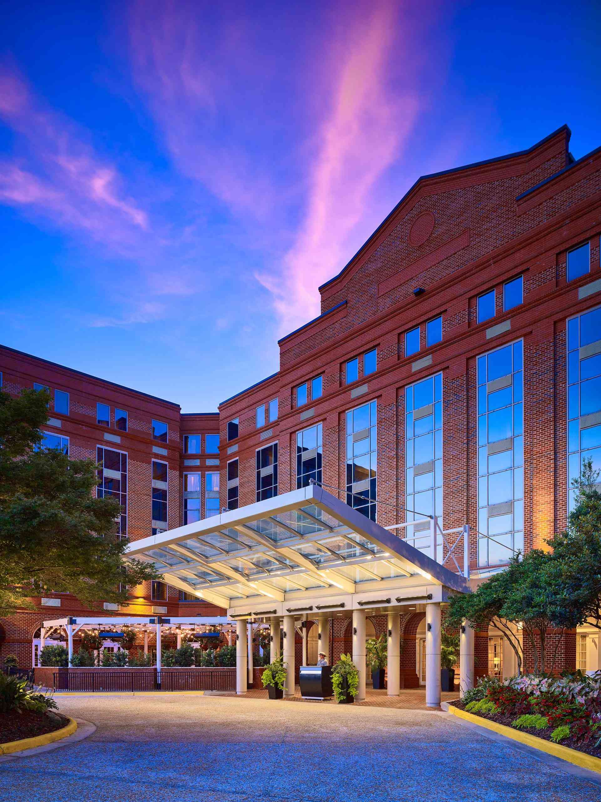 The Hotel at Auburn University and Dixon Conference Center в Auburn, AL