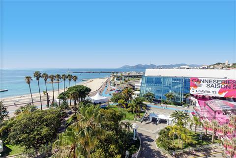 Palais Des Festivals et Des Congres a Cannes, FR