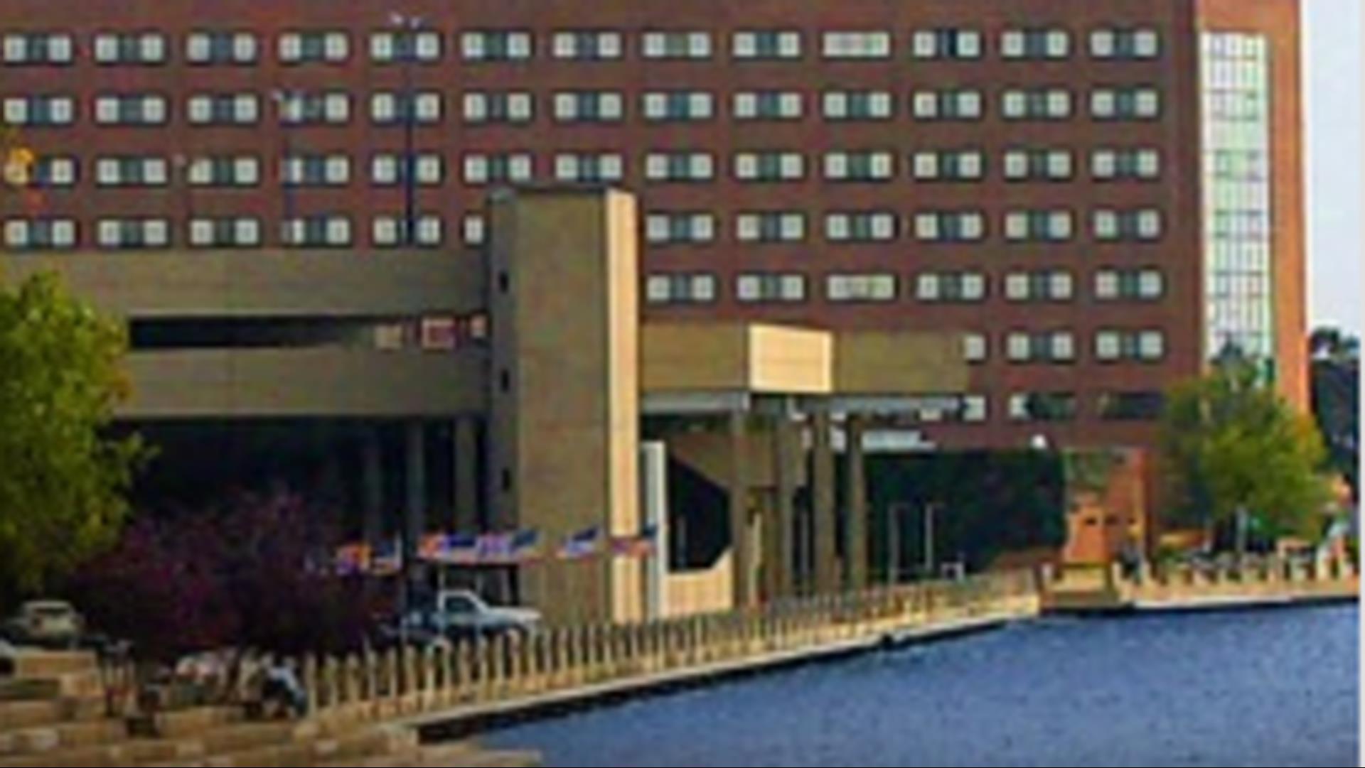 Oshkosh Marriott Waterfront Hotel & Convention Center image