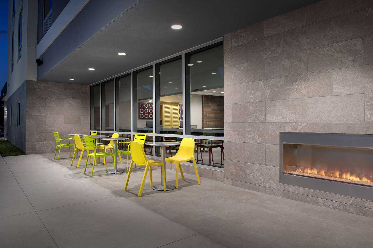 Home2 Suites by Hilton Tampa Westshore Airport à Tampa, FL