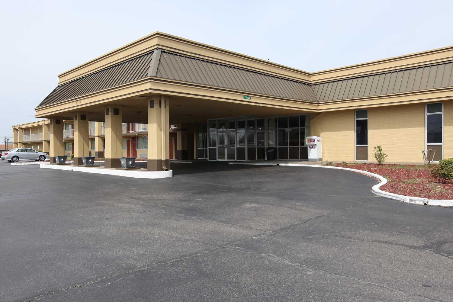 Americas Best Value Inn & Suites Greenville, Greenville, MS