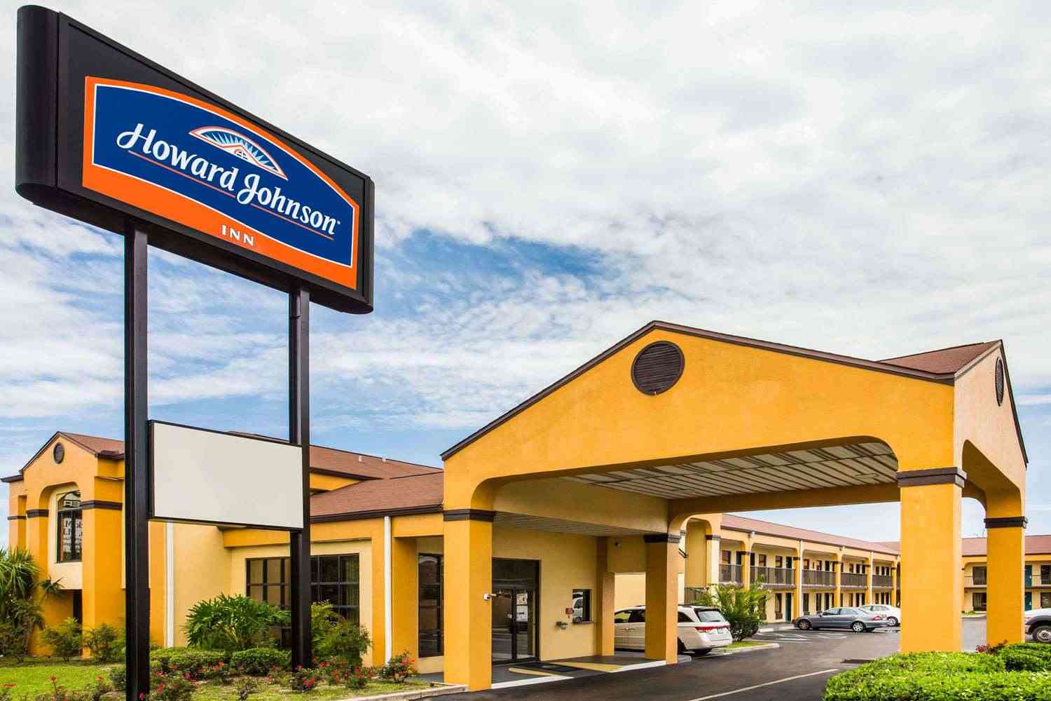 Howard Johnson by Wyndham Panama City в Panama City, FL