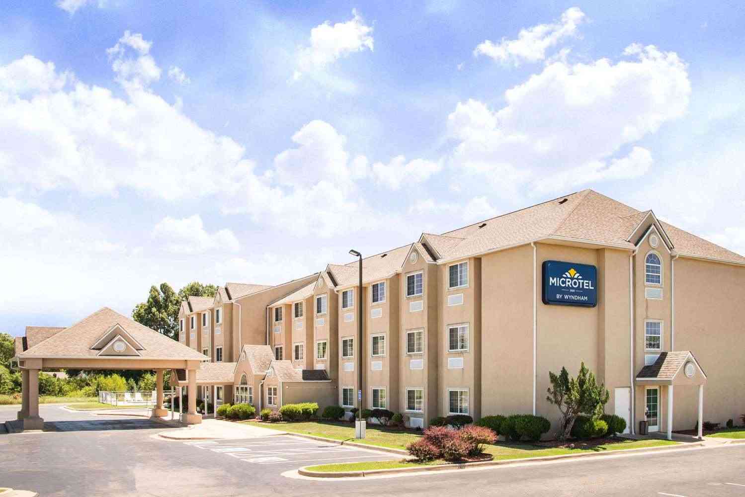Microtel Inn & Suites by Wyndham Claremore à Claremore, OK