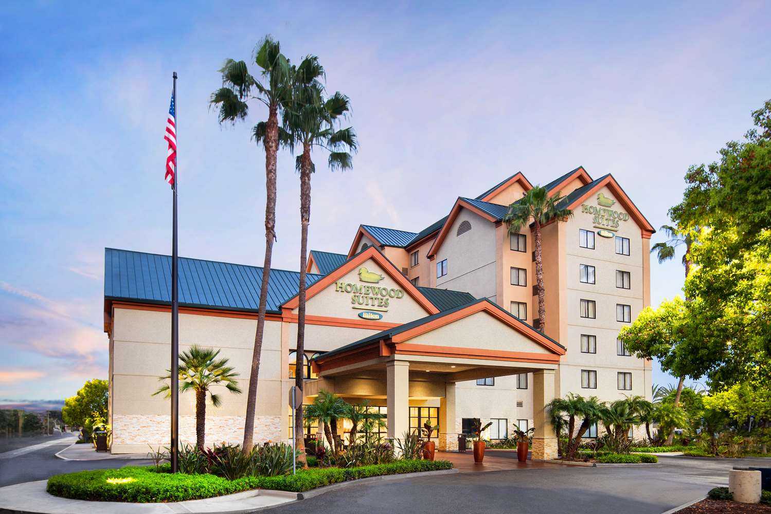 Homewood Suites by Hilton Anaheim-Main Gate Area в Garden Grove, CA