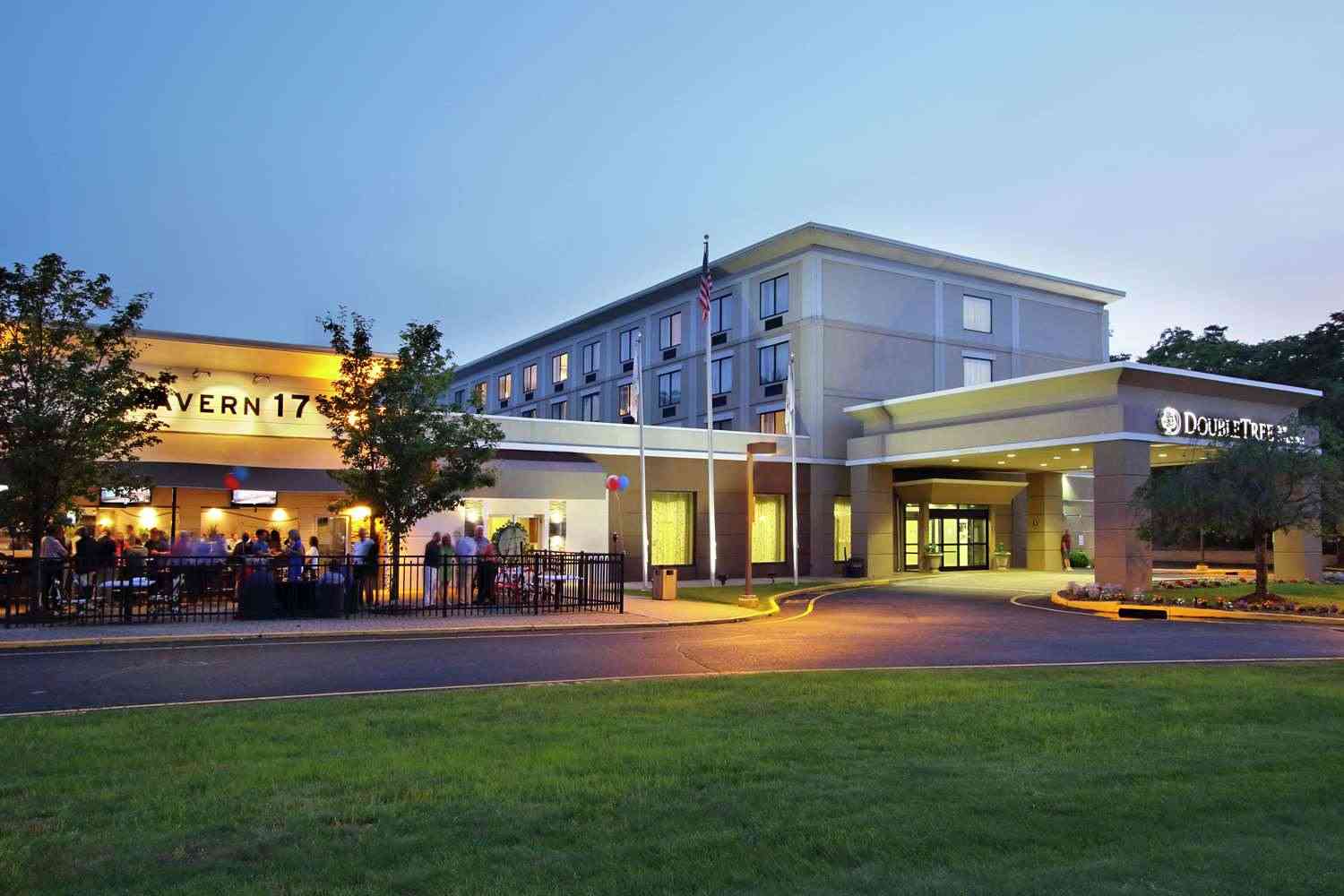 DoubleTree by Hilton Hotel Mahwah в Mahwah, NJ