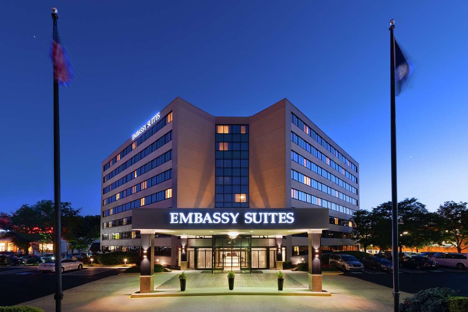 Embassy Suites by Hilton Tysons Corner image