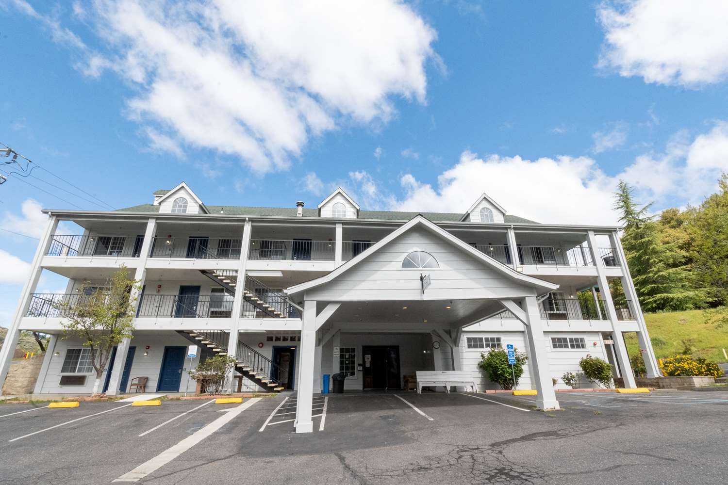 Quality Inn Yosemite Valley Gateway в Mariposa, CA