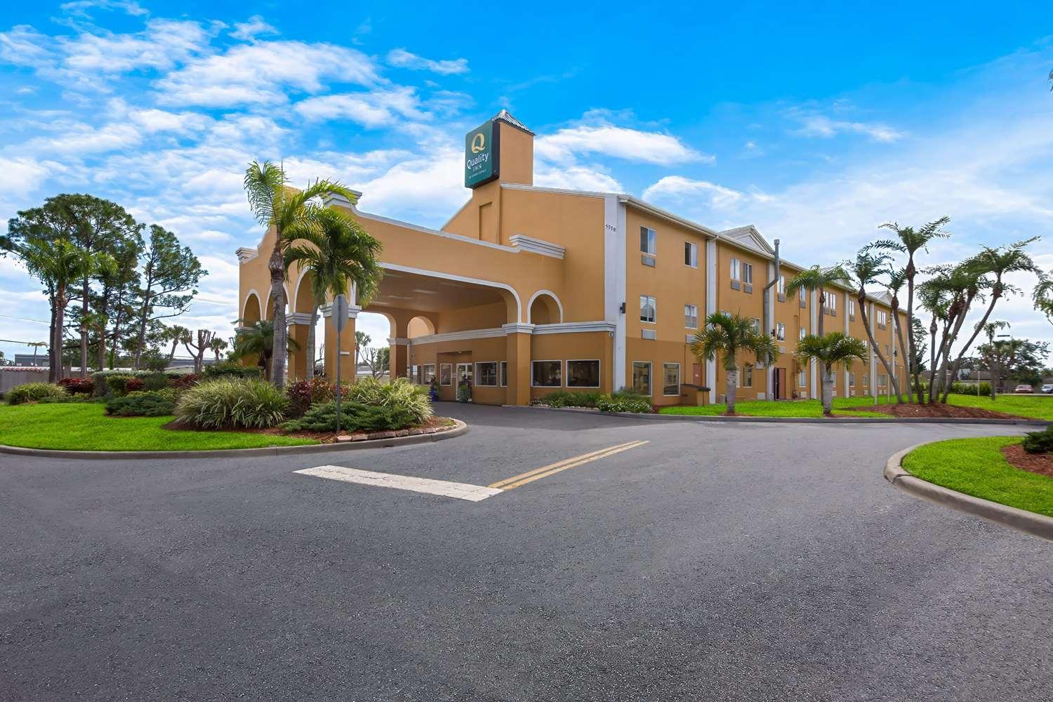 Quality Inn Sarasota image