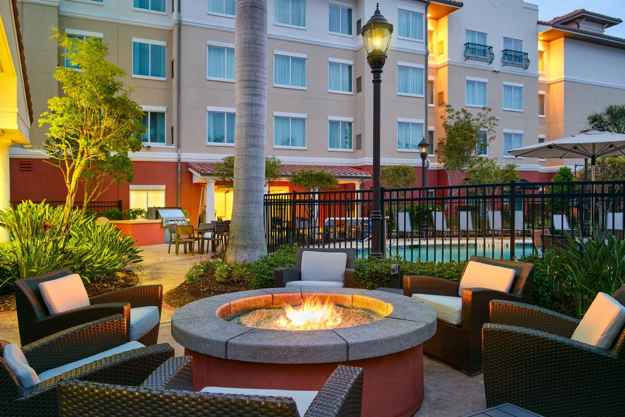 Residence Inn by Marriott Fort Myers at I-75 and Gulf Coast Town Center image