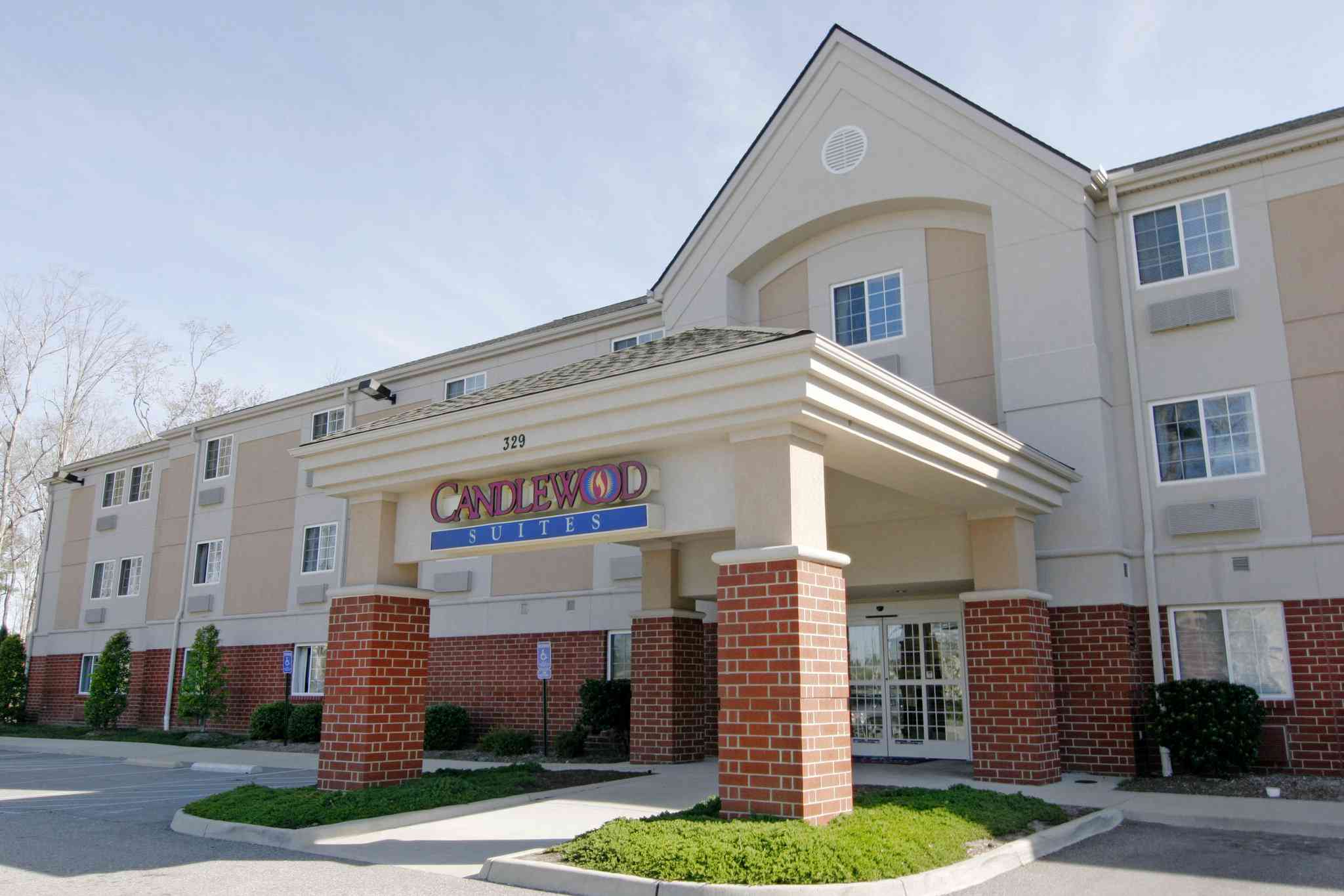 Candlewood Suites Newport News/Yorktown в Ньюпорт-Ньюс, VA