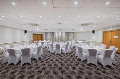 Holiday Inn Glasgow - East Kilbride в Ист-Килбрайд, GB2