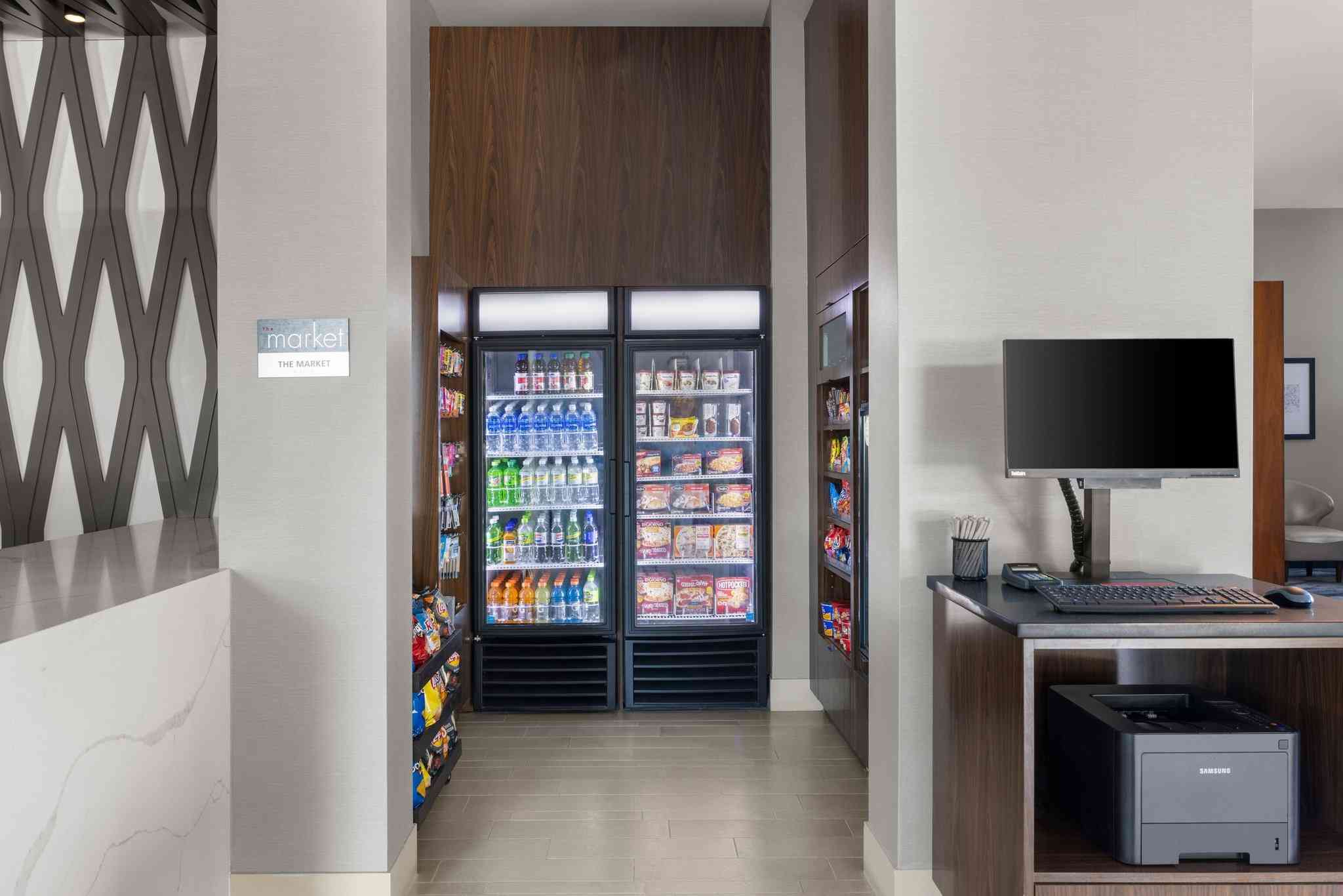 Residence Inn by Marriott New York The Bronx at Metro Center Atrium в Bronx, NY