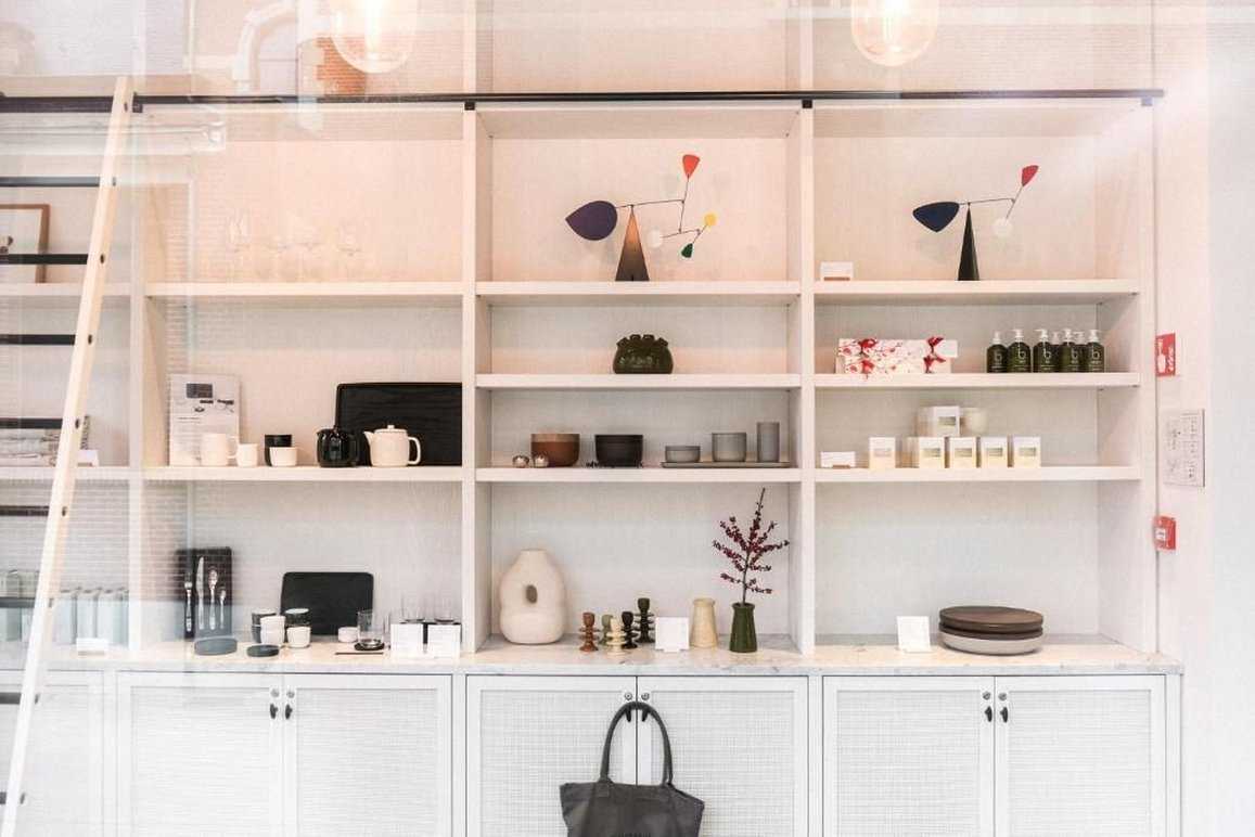 August in Antwerp, BE