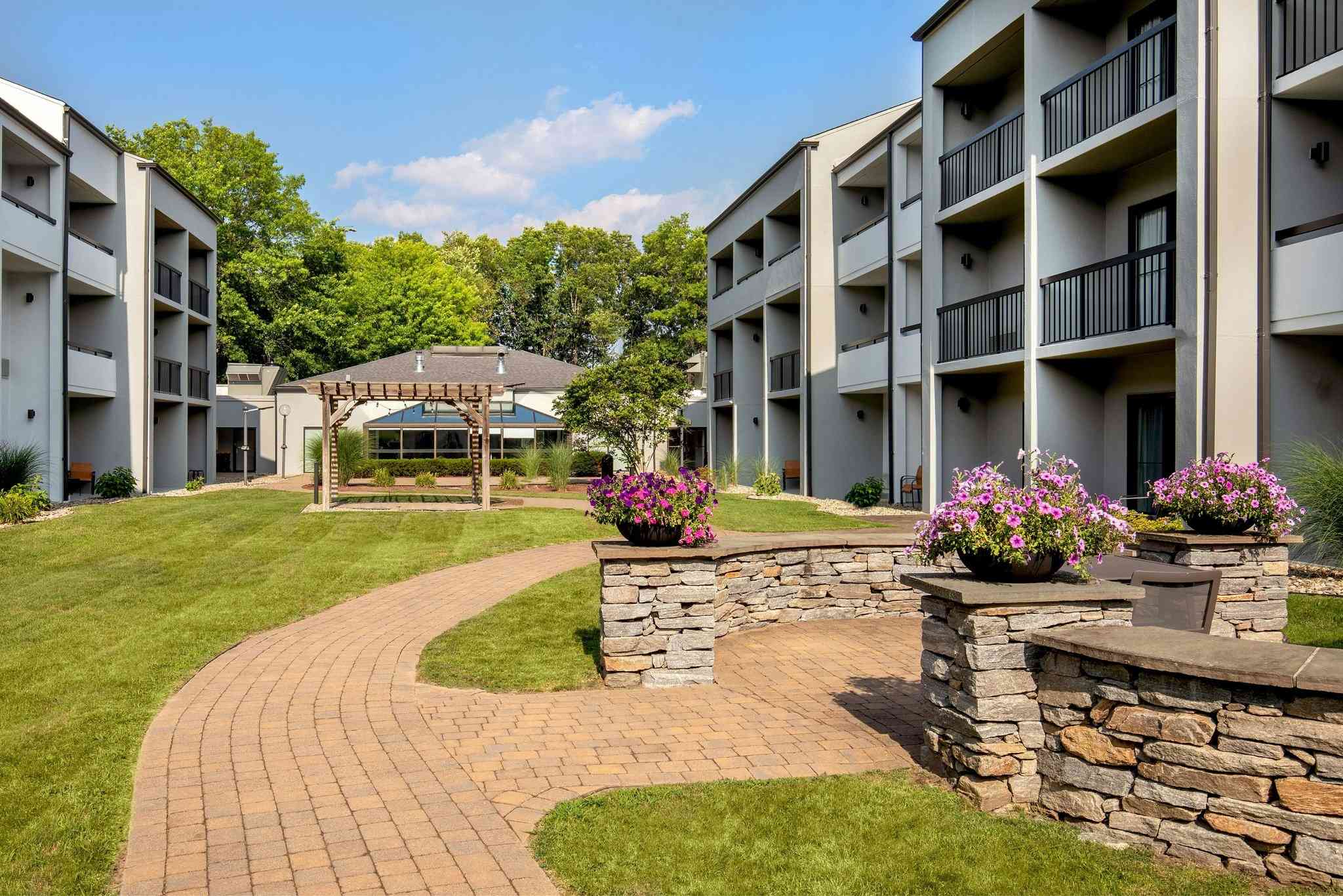Courtyard by Marriott Boston Andover в Andover, MA
