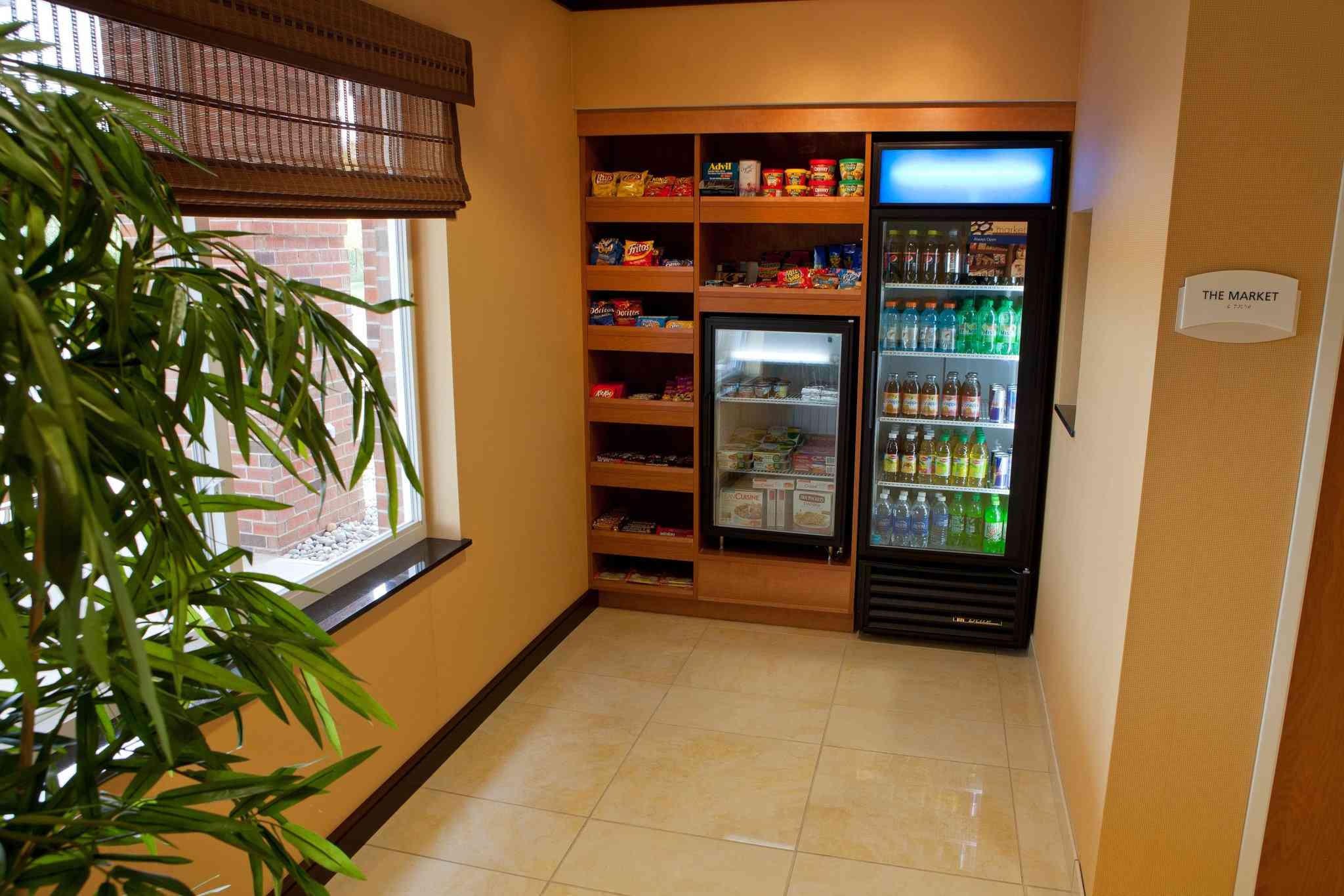 Fairfield by Marriott Inn & Suites Flint Fenton in Fenton, MI