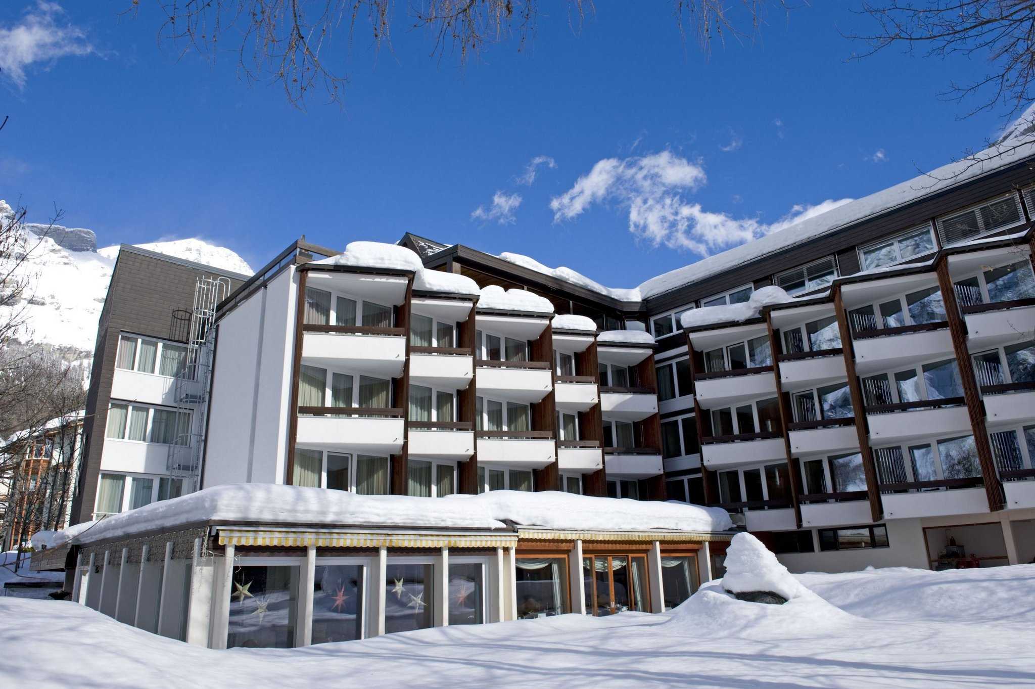 Parkhotel Quellenhof в Leukerbad, CH