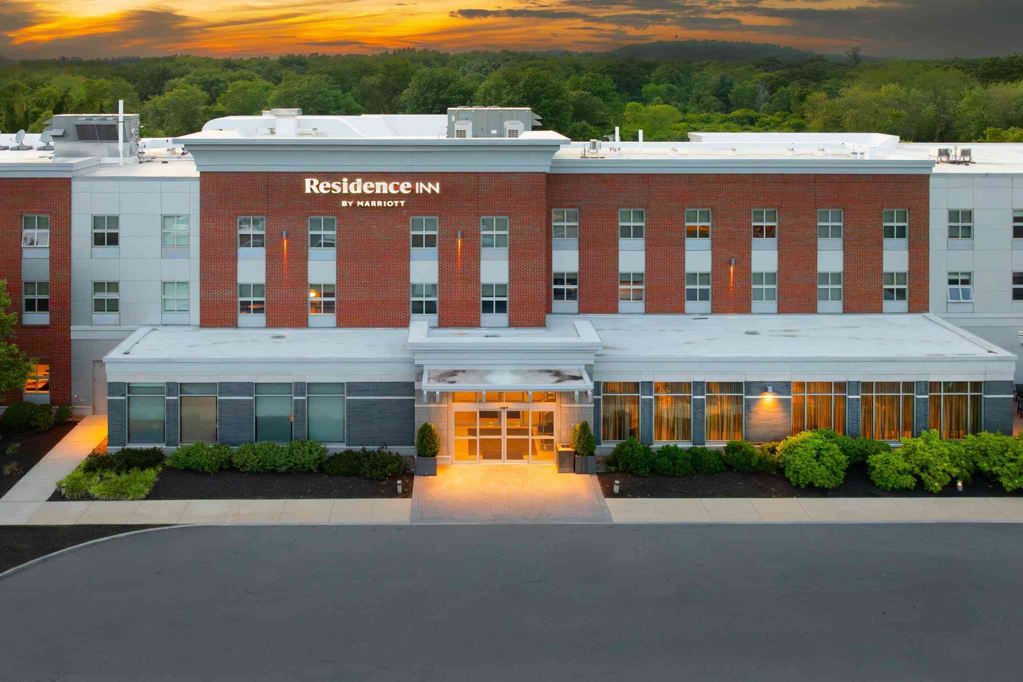 Residence Inn by Marriott Boston Concord в Concord, MA
