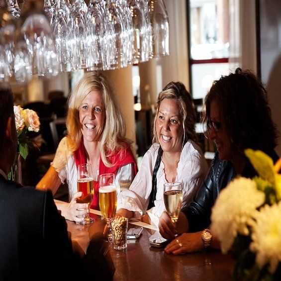 รูปสถานที่จัดงาน