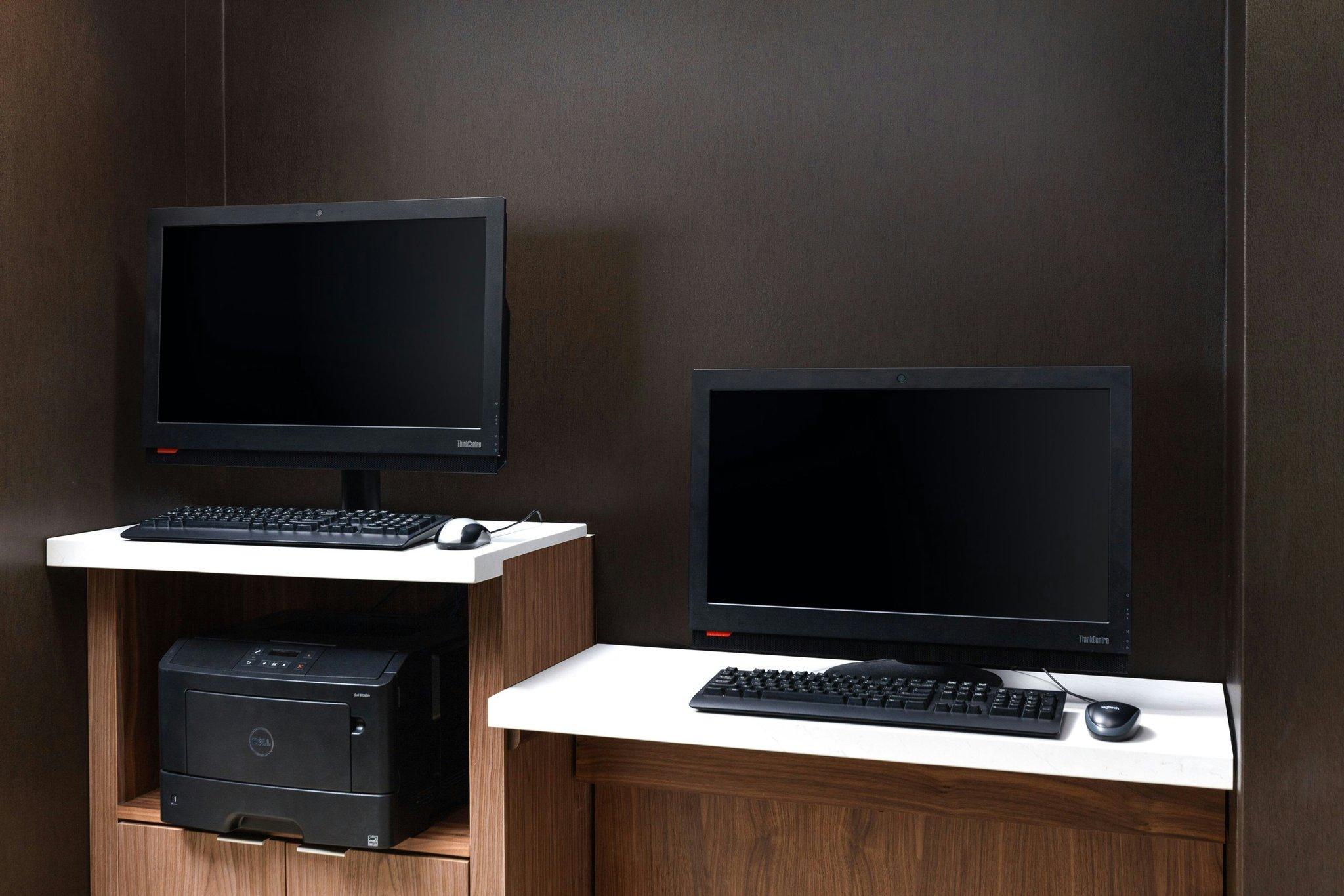 Courtyard by Marriott Denver Central Park image