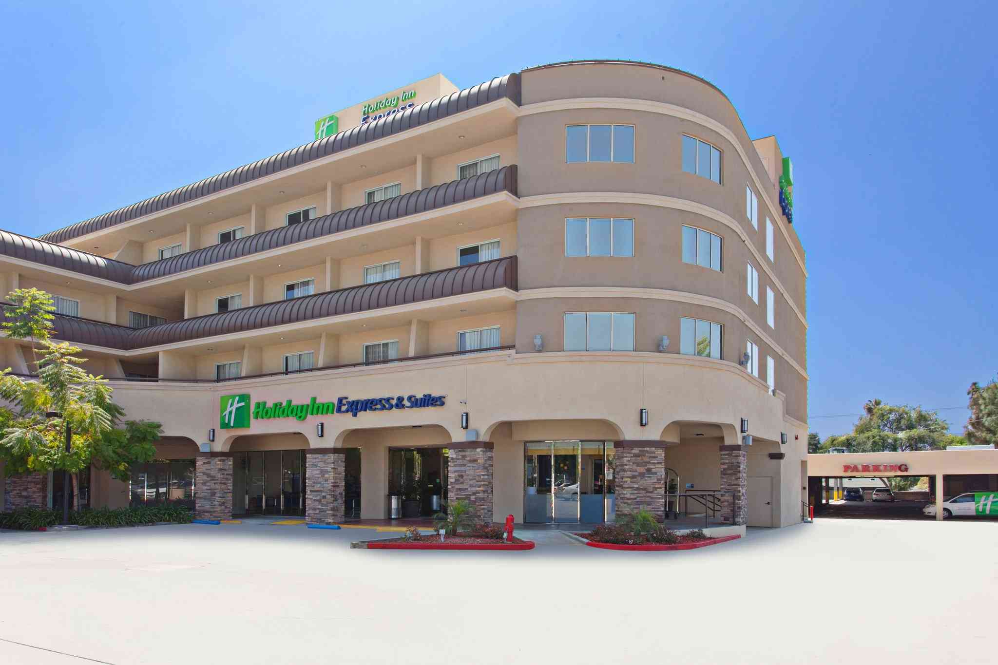 Holiday Inn Express & Suites Pasadena-Colorado Blvd, Pasadena, CA