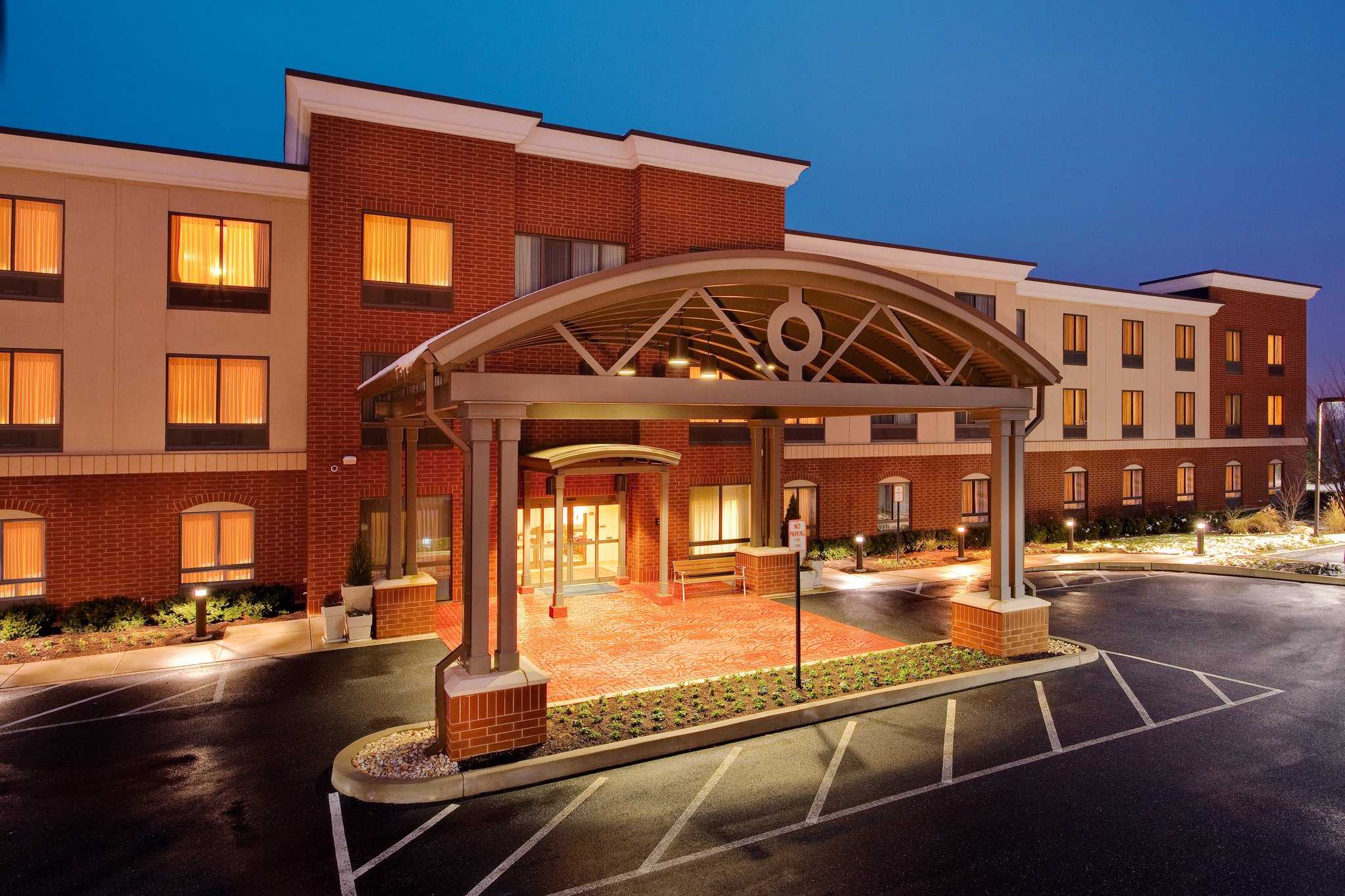 Holiday Inn Express Hotel & Suites Bethlehem Arpt-Allentown Area, Bethlehem, PA