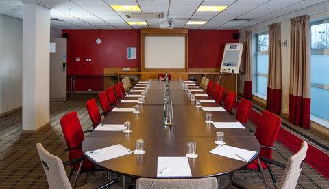 Holiday Inn Express Swindon - West в Суиндон, GB1