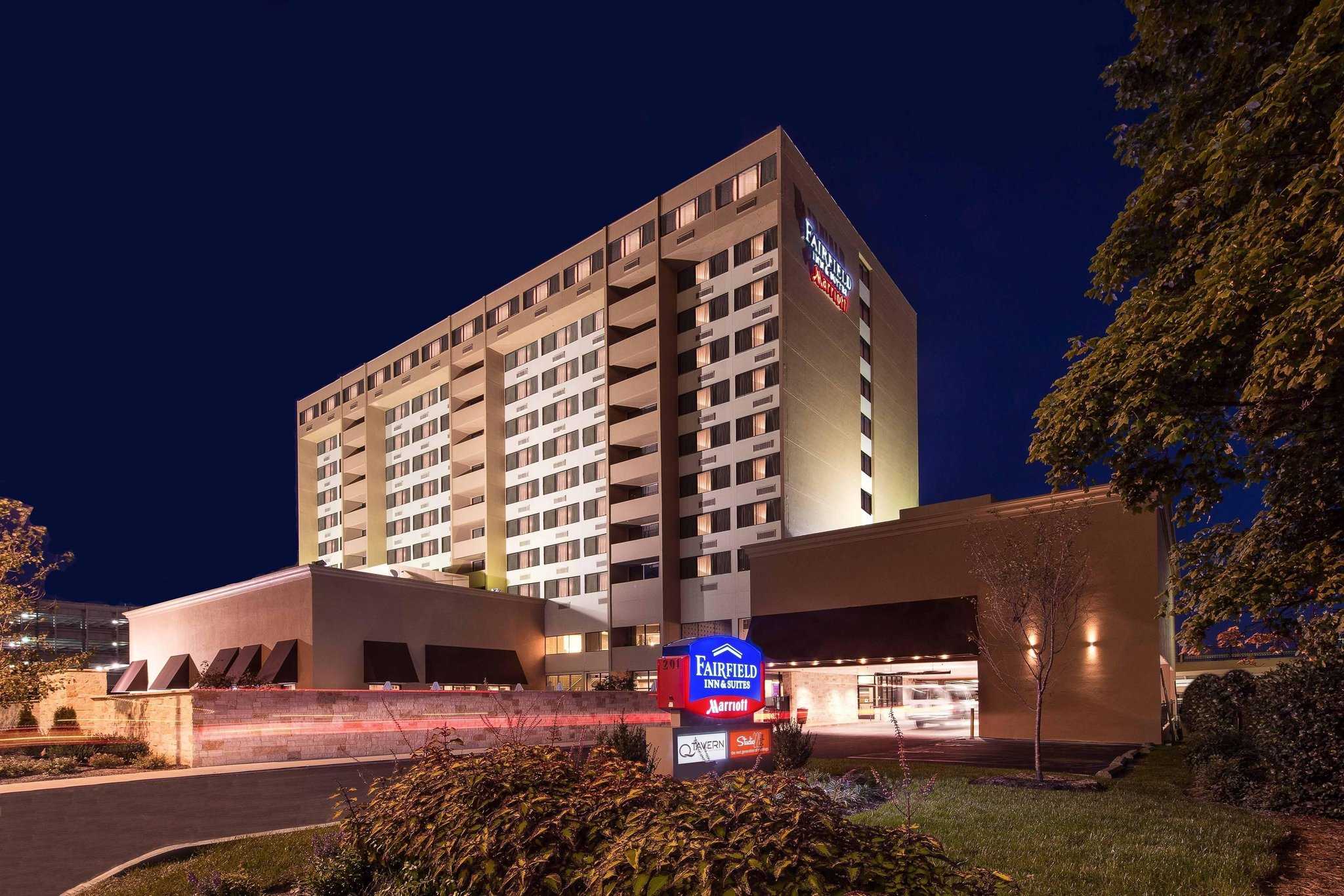 Fairfield by Marriott Inn & Suites Charlotte Uptown в Charlotte, NC