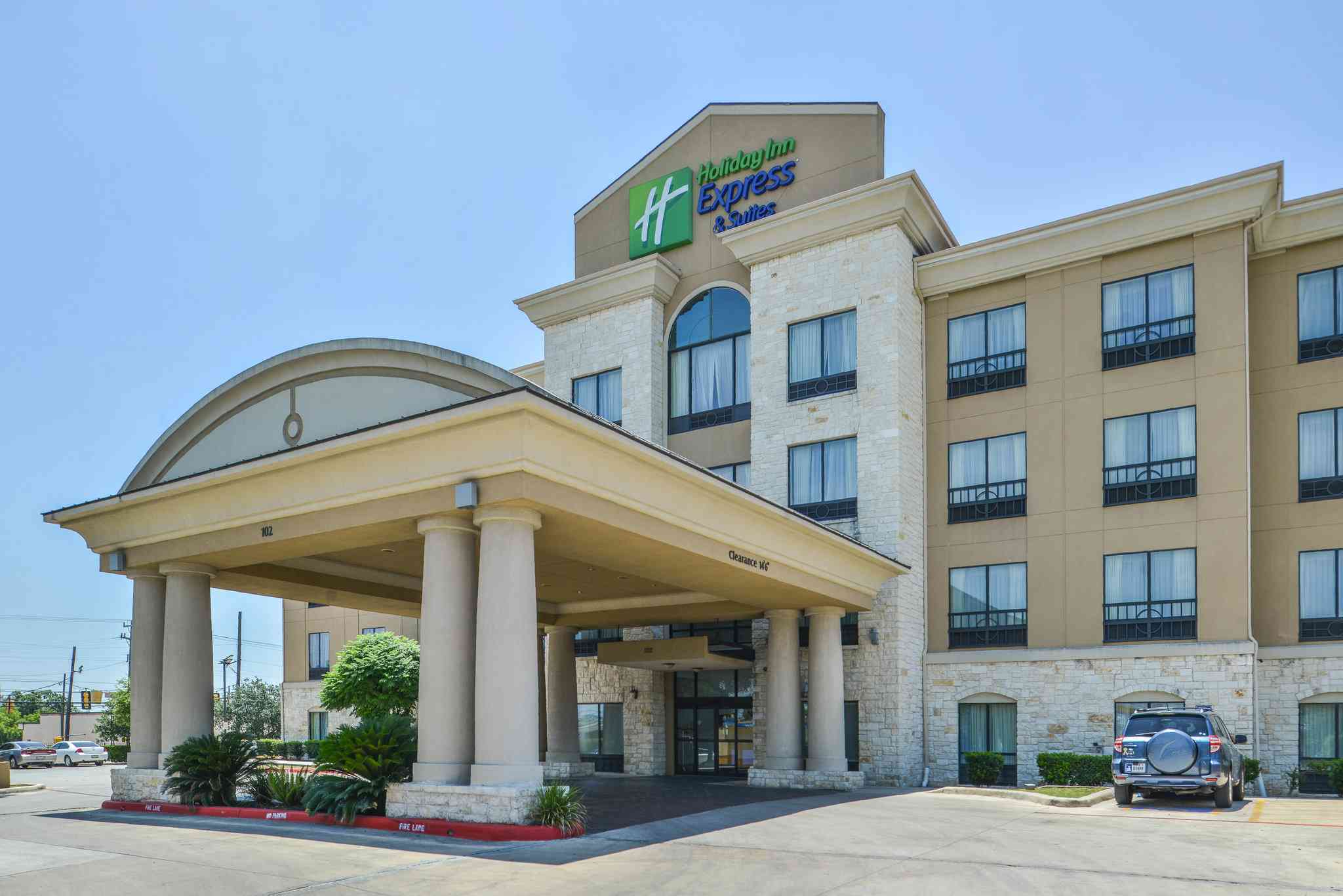 Holiday Inn Express Hotel & Suites San Antonio в Сан-Антонио, TX