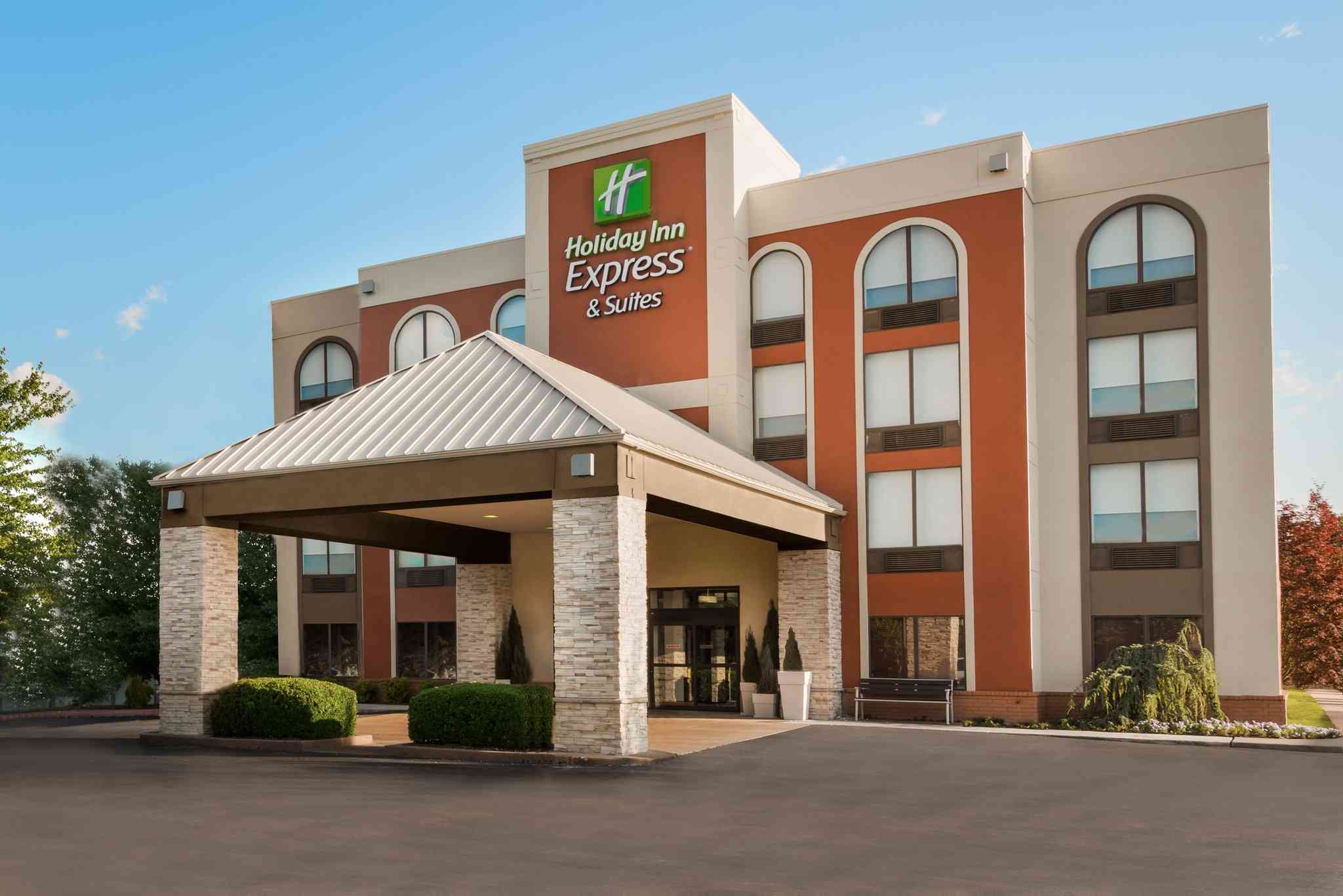 Holiday Inn Express & Suites Bentonville, Bentonville, AR
