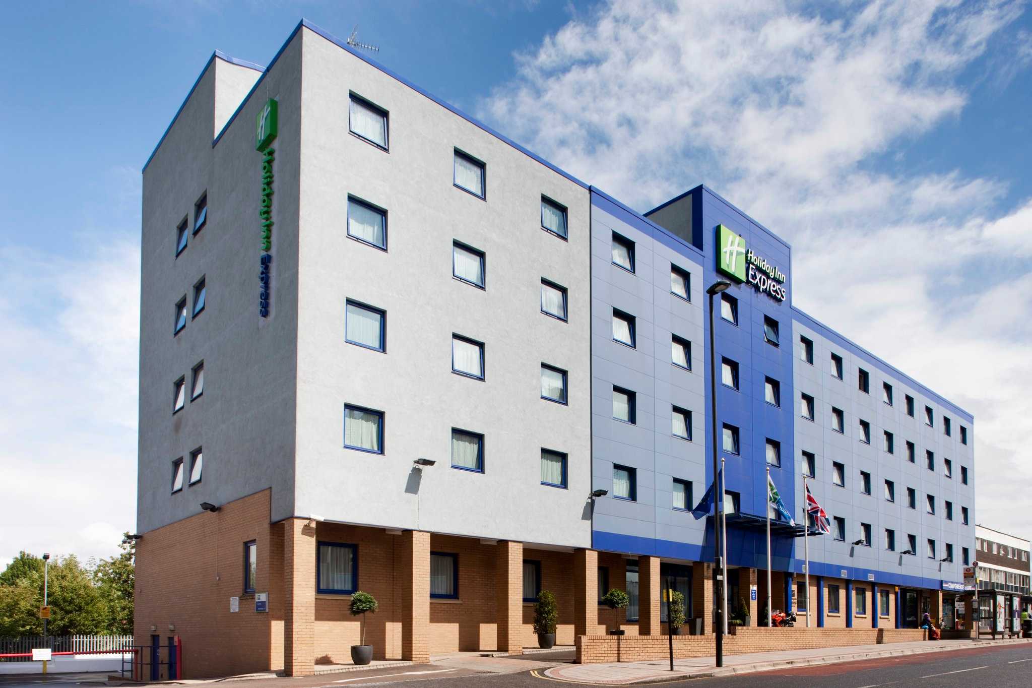 Holiday Inn Express London - Park Royal в Лондон, GB1