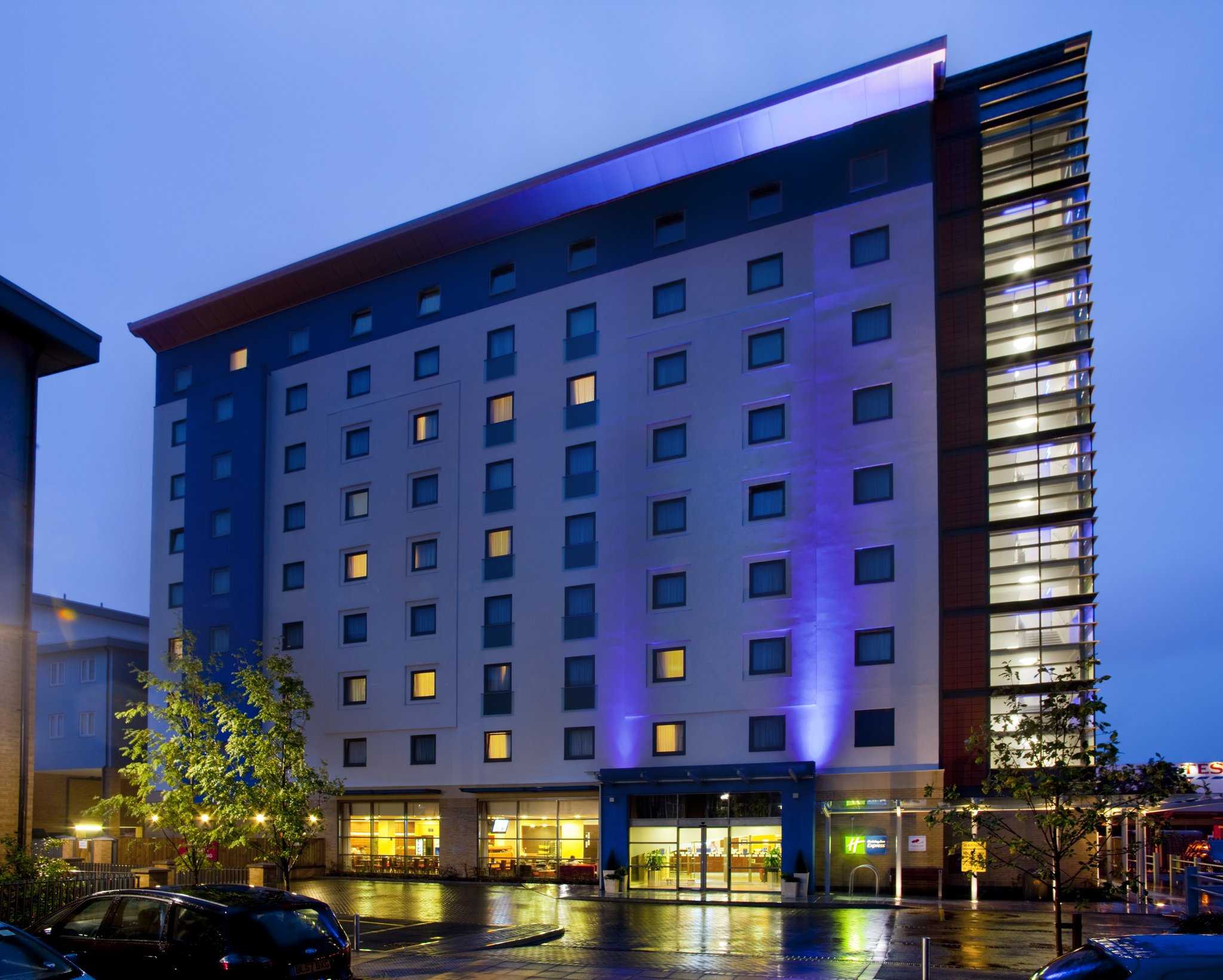 Holiday Inn Express Slough (Accepting reservations from 01st Oct, 2022) i Träsk, GB1