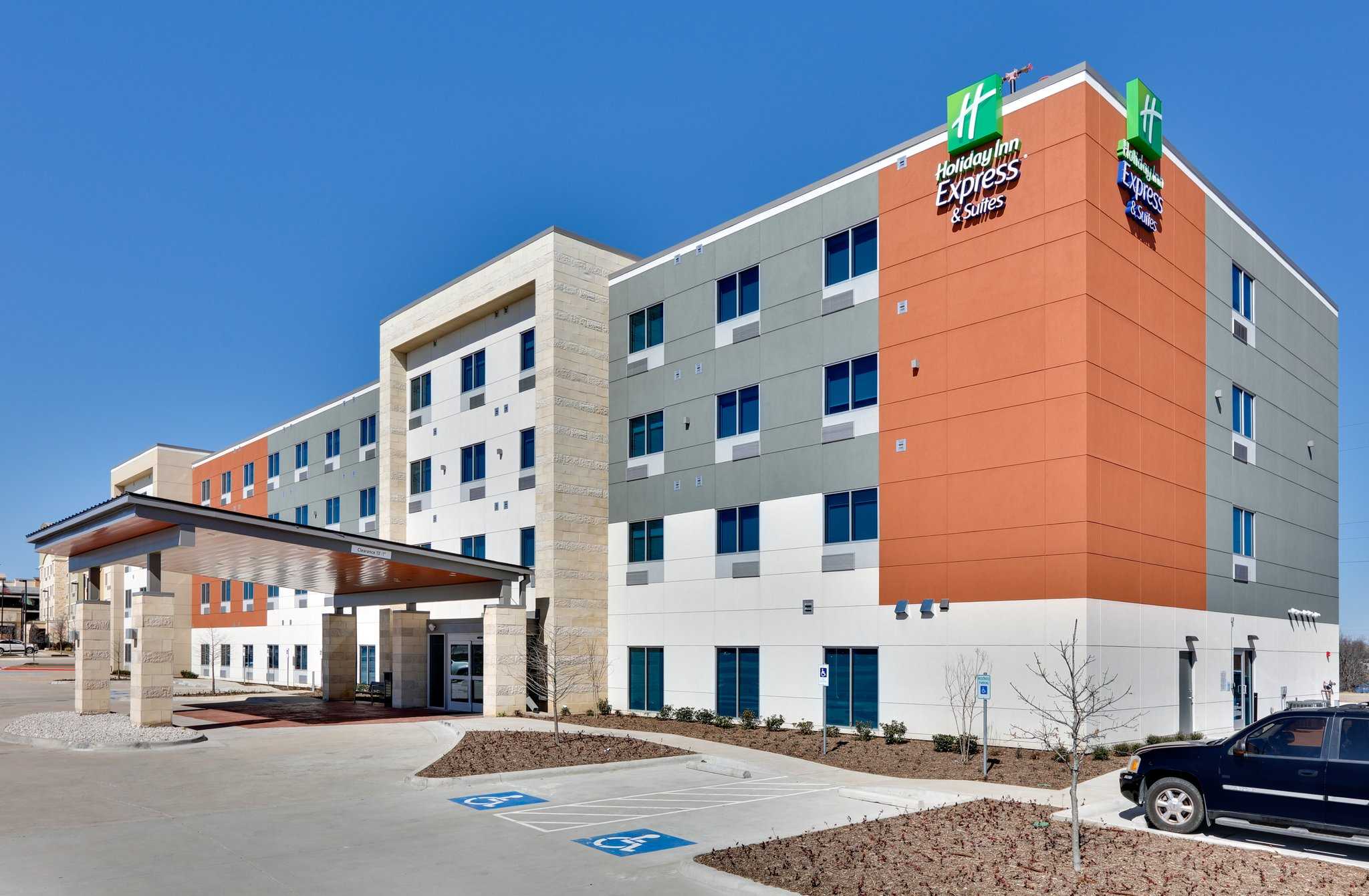 Holiday Inn Express & Suites Plano East - Richardson in แพลนโน, TX