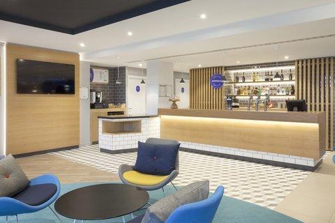 Holiday Inn Express St. Albans - M25, Jct.22 в Сент-Олбанс, GB1