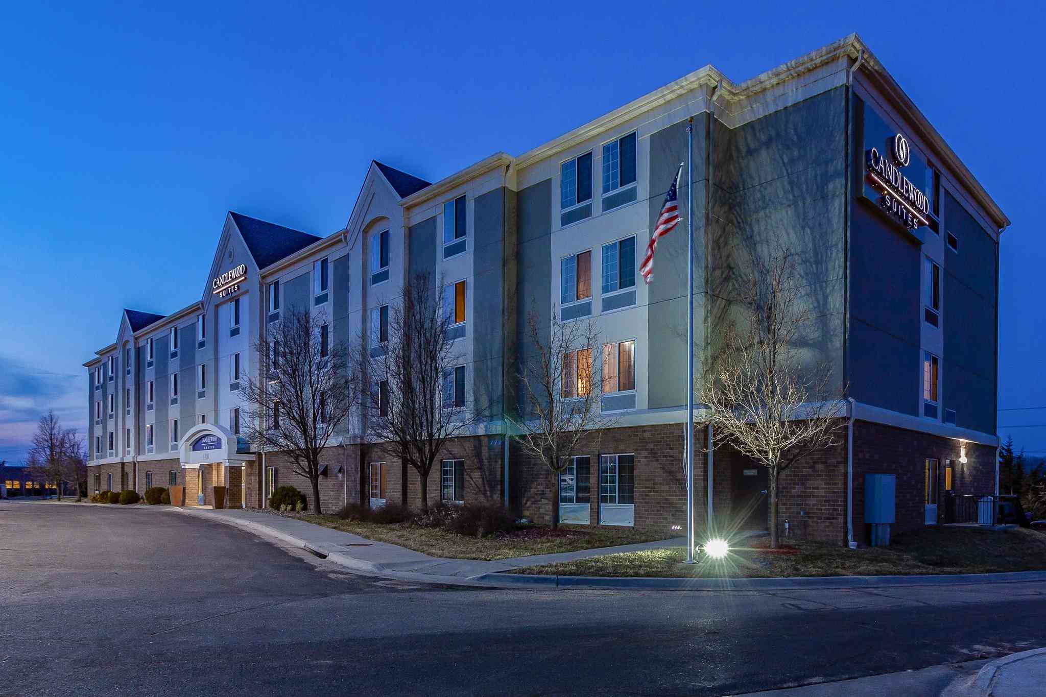 Candlewood Suites Lincoln в Линкольн, NE