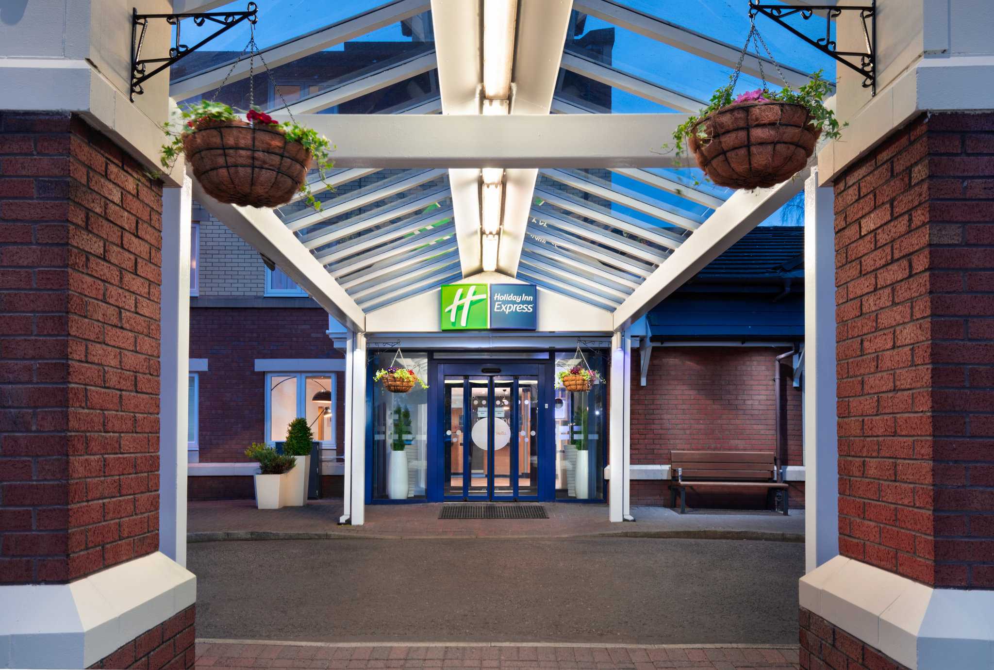 Holiday Inn Express Strathclyde Park M74, JCT.5 в Мотеруэлл, GB2