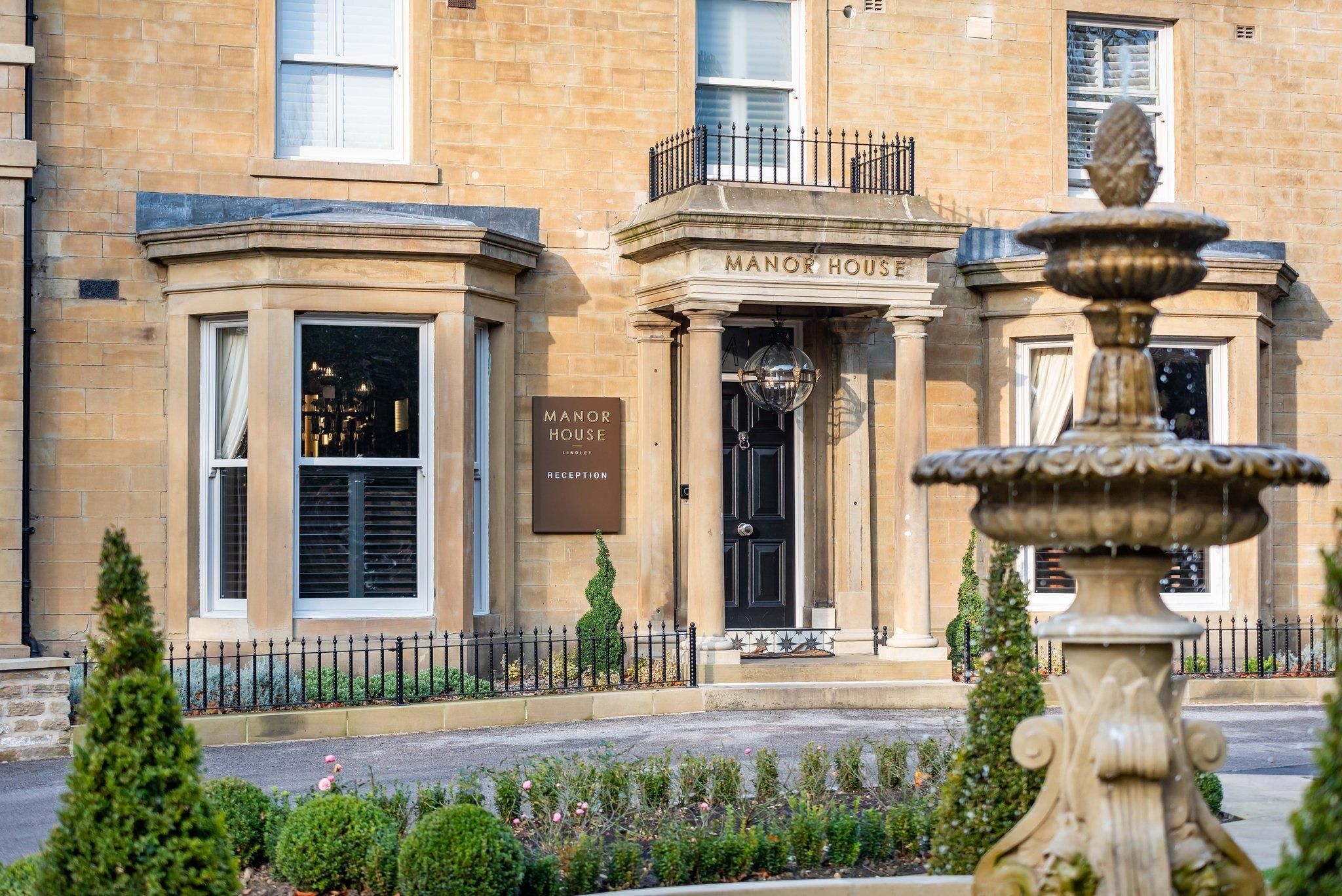 Manor House Lindley image