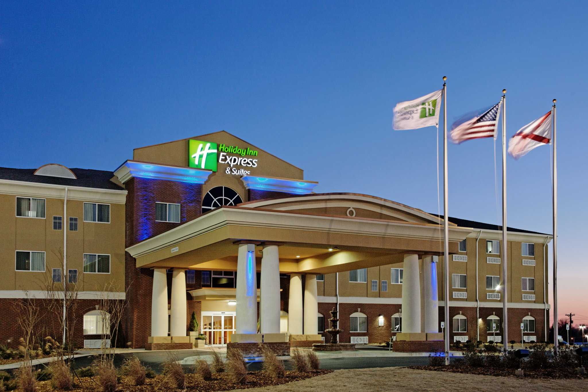 Holiday Inn Express Florence Northeast Hotel in ฟลอเรนซ์, AL