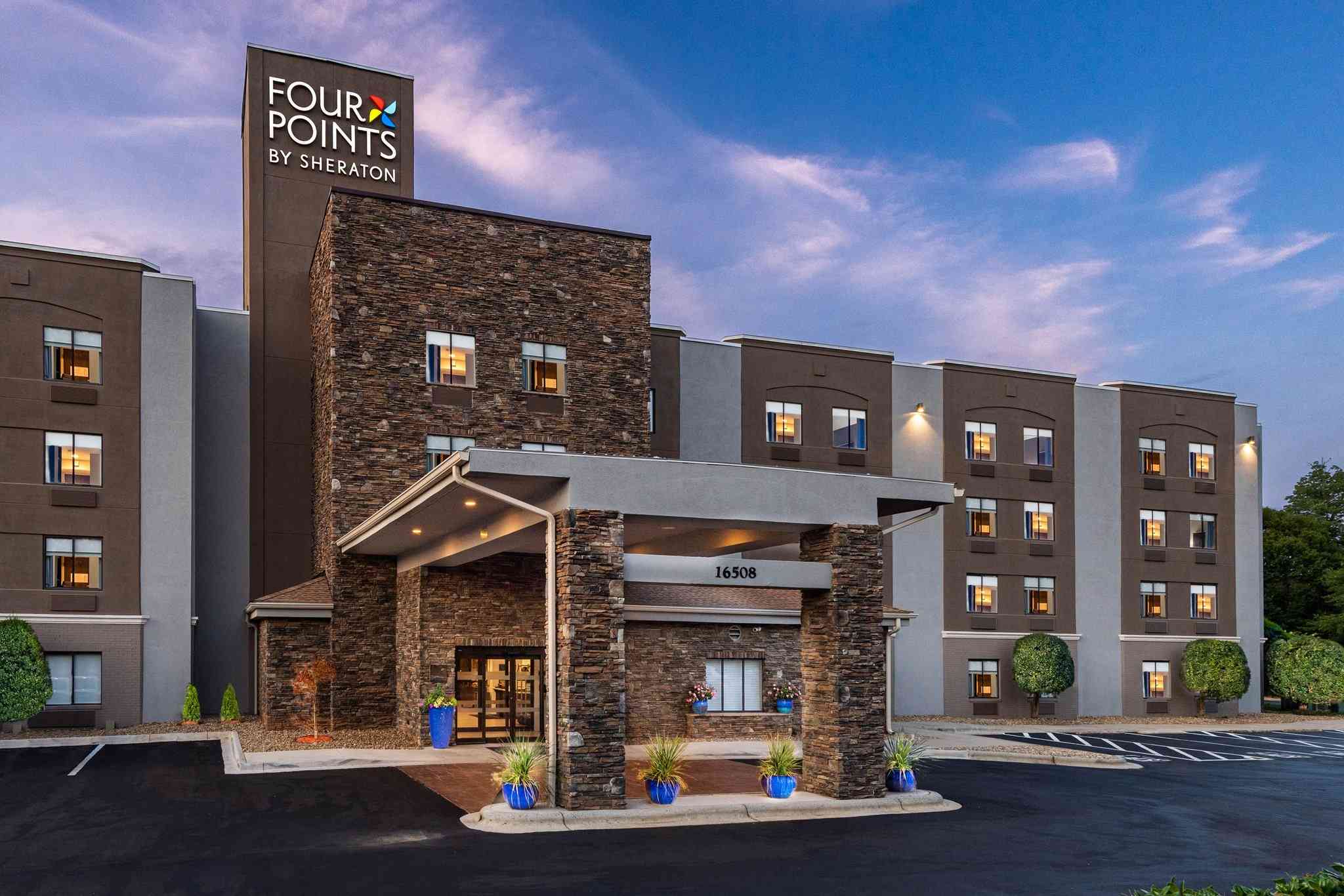 Four Points by Sheraton Charlotte - Lake Norman en Huntersville, NC