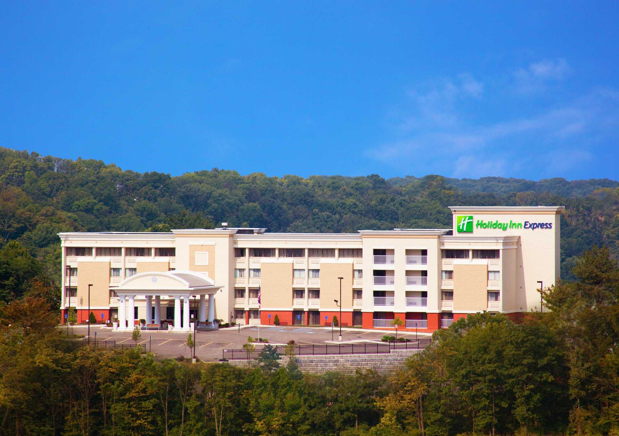 Holiday Inn Express Cincinnati West in ซินซินเนติ, OH