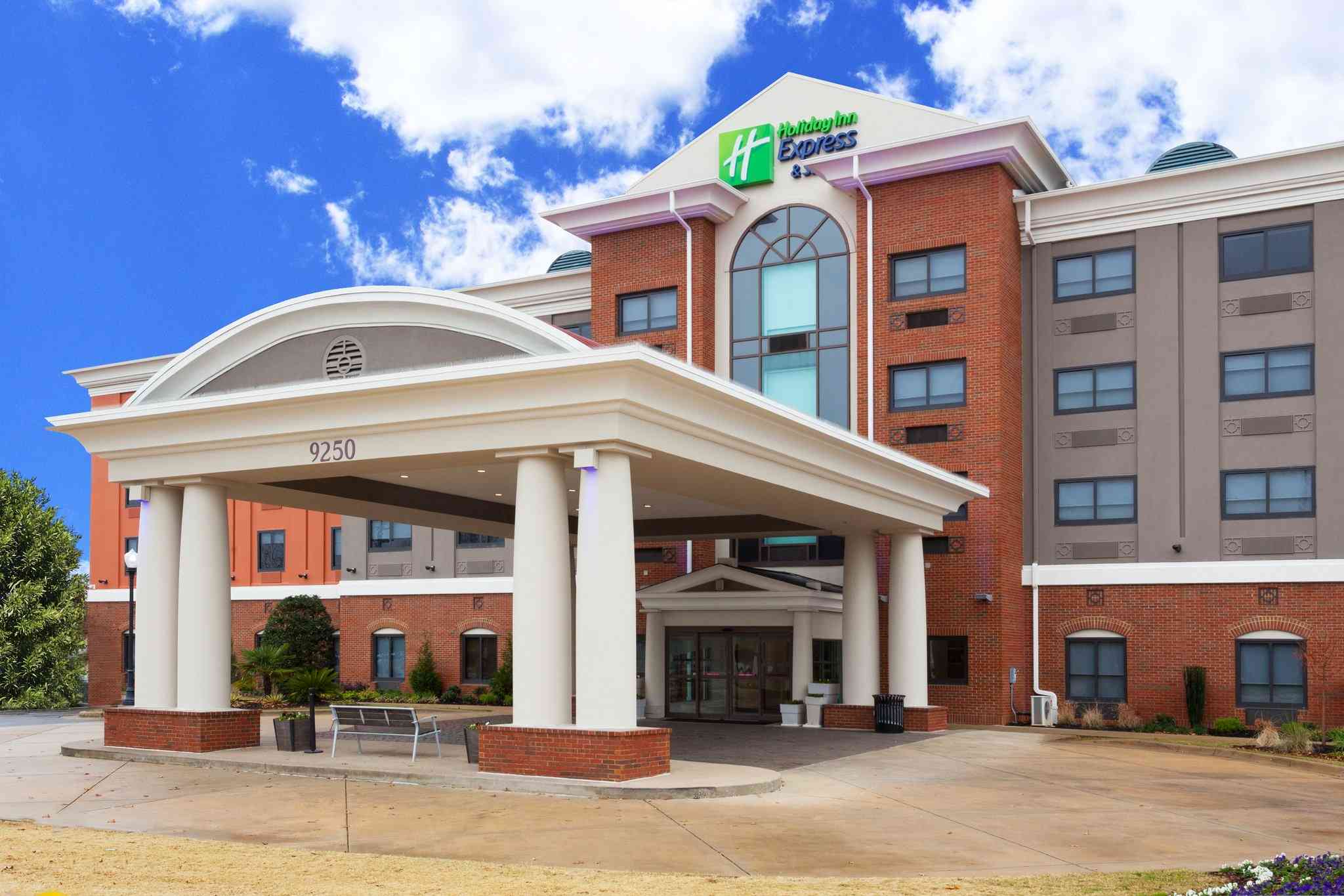 Holiday Inn Express & Suites Montgomery E - Eastchase в Монтгомери, AL