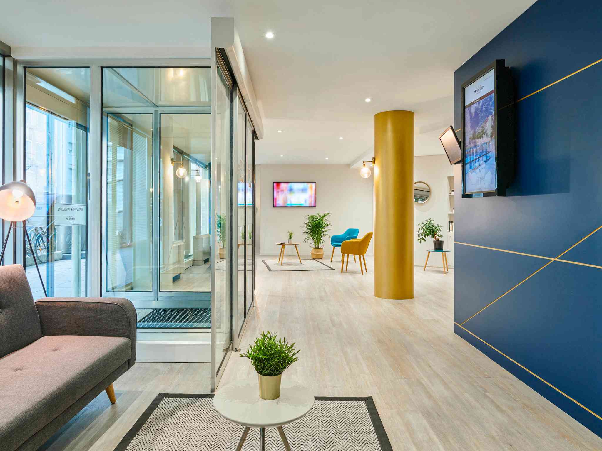 Mercure Paris La Defense Grande Arche Hotel в Nanterre, FR